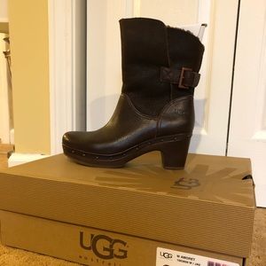 UGG W Amoret Boots